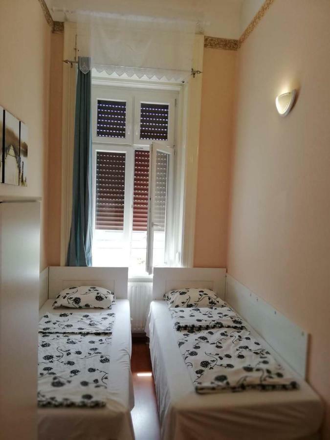 Appartement Good Luck à Budapest Extérieur photo